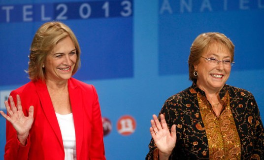 Evelyn Matthei en Michelle Bachelet