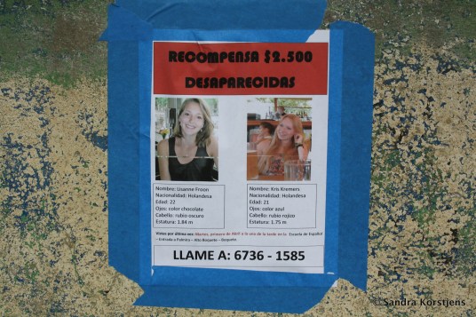 Poster met de vermiste Lisanne Froon en Kris Kremers.