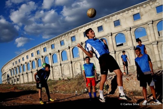 Het nieuwe stadion in Alto Santo is geïnspireerd op het Colosseum