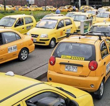 Protest in de Colombiaanse stad Medellin tegen Uber